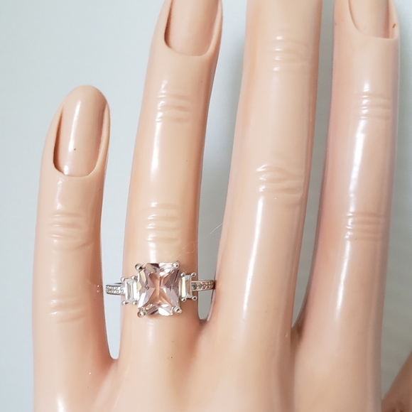 Sterling 2ct Morganite Ring - Picture 7 of 8